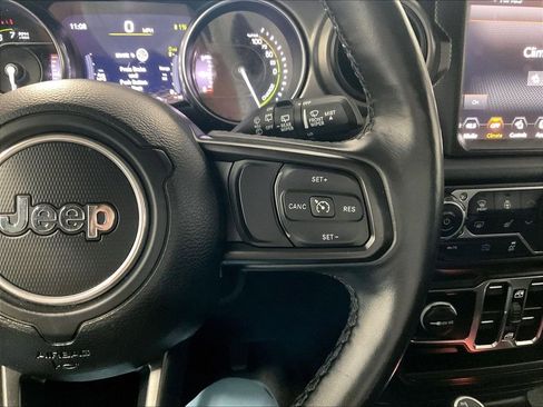 Used 2023 Jeep Wrangler Unlimited w/ Cold Weather Group AWD/4WD image 23