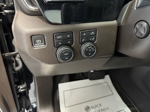 Used 2022 Chevrolet Silverado 1500 LTZ w/ LTZ Convenience Package II image 19