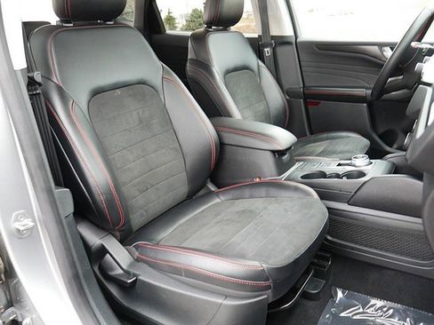 Used 2022 Ford Escape SEL w/ SEL Stealth AWD Package image 55