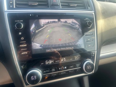 Used 2018 Subaru Outback 2.5i Premium AWD/4WD image 23
