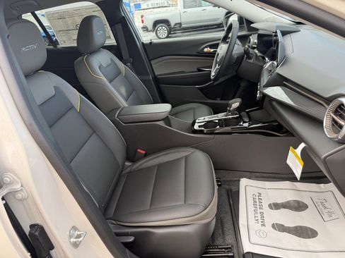 New 2026 Chevrolet Trax ACTIV w/ Driver Confidence Package image 24