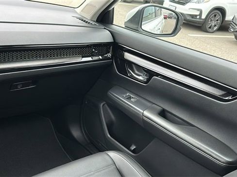 Used 2025 Honda CR-V EX-L image 23