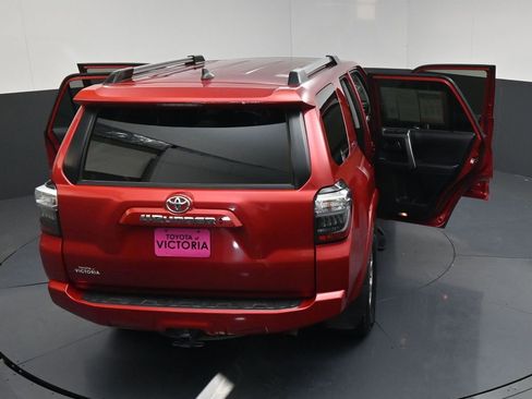 Used 2020 Toyota 4Runner SR5 Premium w/ Moonroof Package RWD image 15