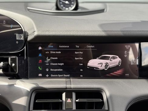 New 2024 Porsche Taycan GTS image 29