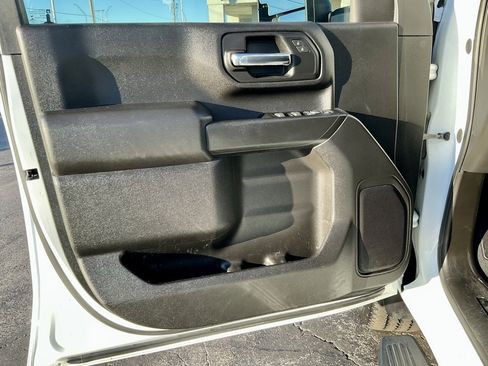 Used 2022 Chevrolet Silverado 2500 Custom w/ Custom Value Package image 41