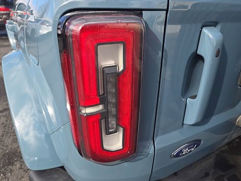 Used 2021 Ford Bronco Outer Banks image 35