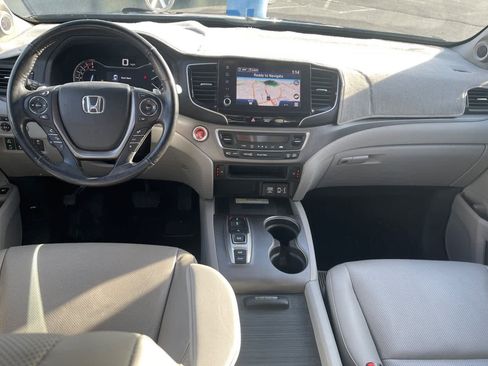Used 2023 Honda Ridgeline RTL-E image 3