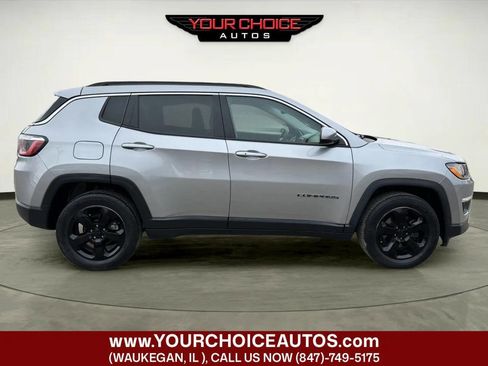 Used 2019 Jeep Compass Latitude w/ Cold Weather Group image 6