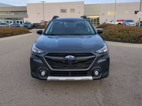 Used 2024 Subaru Outback Limited image 3