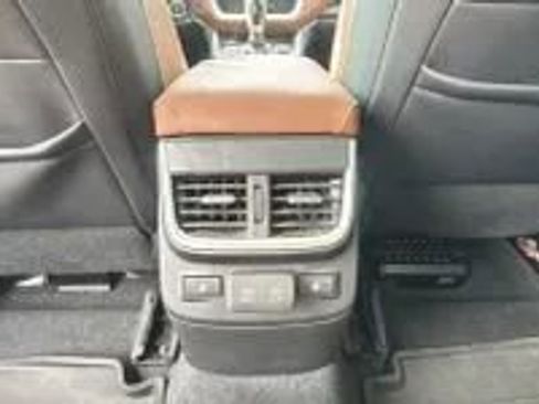 Used 2020 Subaru Outback Touring XT AWD/4WD image 16