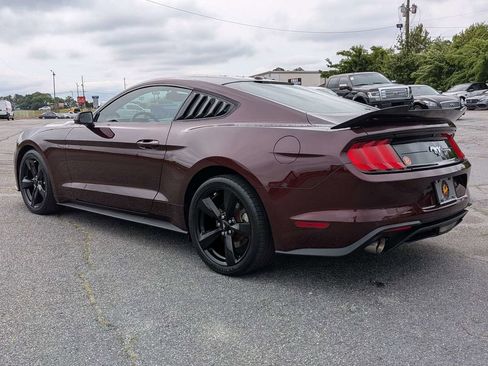 Used 2018 Ford Mustang Coupe w/ Equipment Group 101A RWD image 7