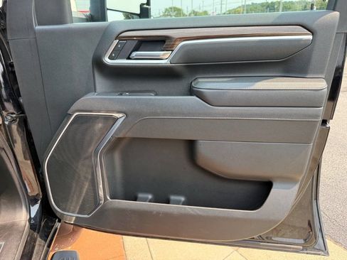 Used 2025 Chevrolet Silverado 2500 LT w/ Safety Package AWD/4WD image 21