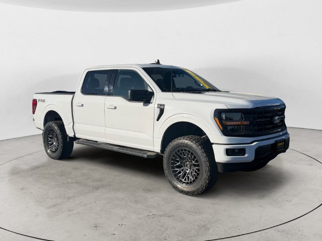 Used 2025 Ford F150 XLT w/ Equipment Group 301A Standard AWD/4WD image 3
