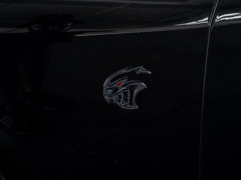 Used 2019 Dodge Challenger SRT Hellcat Redeye image 20