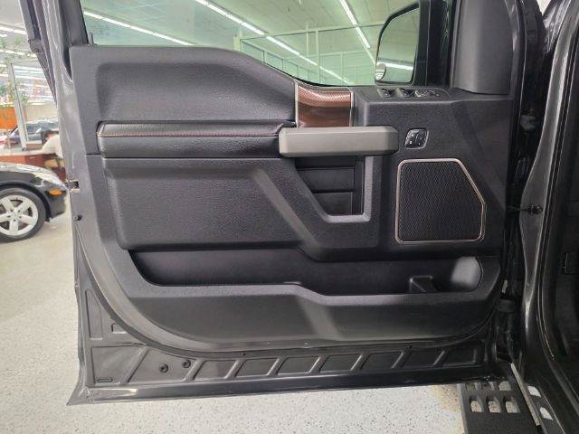 Used 2018 Ford F150 Raptor w/ Equipment Group 802A Luxury AWD/4WD image 33