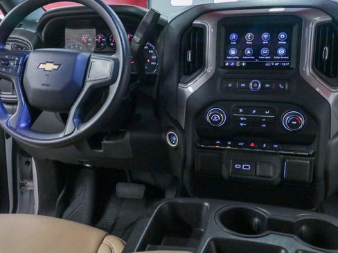 Used 2022 Chevrolet Silverado 1500 Custom image 22