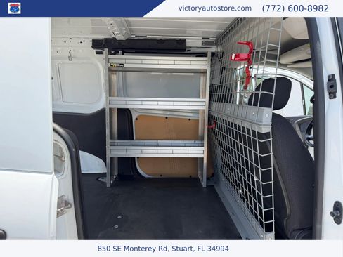 Used 2017 Ford Transit Connect XL FWD image 29