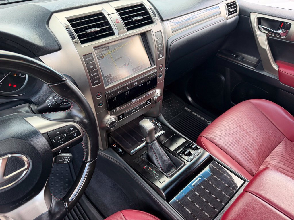 Used 2020 Lexus GX 460 Premium AWD/4WD image 24