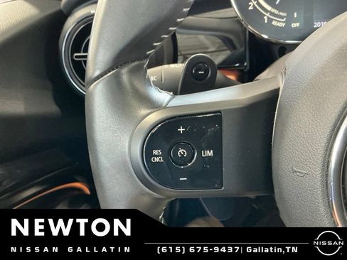 Used 2023 MINI Cooper S w/ Signature Upholstery Package FWD image 37