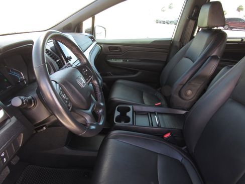 Certified 2023 Honda Odyssey Sport image 16