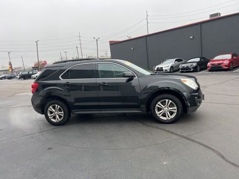 Used 2011 Chevrolet Equinox LT w/ Driver Convenience Package image 4