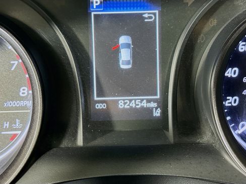 Used 2021 Toyota Camry SE image 16