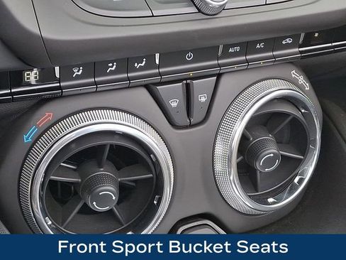 Used 2023 Chevrolet Camaro LT w/ Technology Package image 19