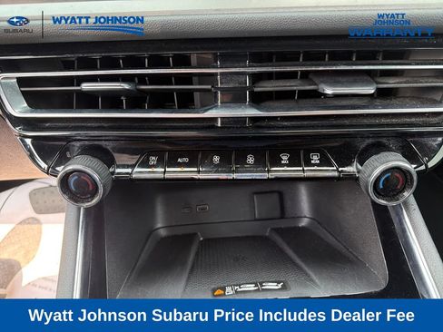Used 2025 Chevrolet Traverse LT AWD/4WD image 25
