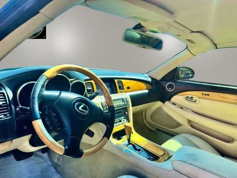 Used 2002 Lexus SC 430 Convertible RWD image 9