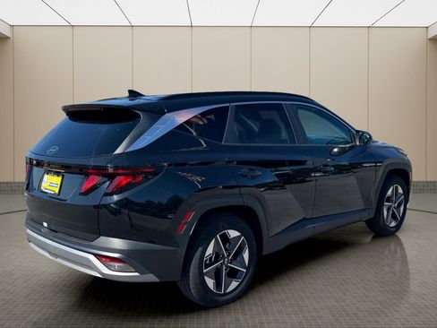 Certified 2026 Hyundai Tucson SEL Plus FWD image 3