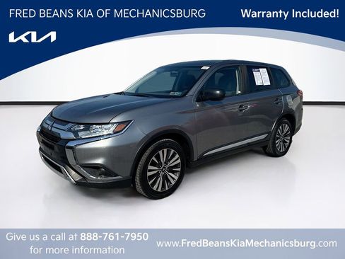 Used 2020 Mitsubishi Outlander ES FWD image 3