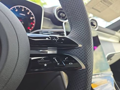 New 2026 Mercedes-Benz GLC 300 4MATIC image 16
