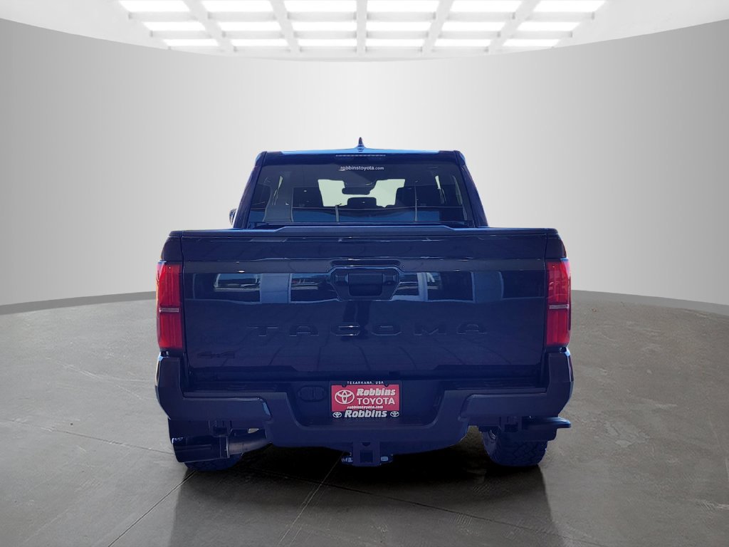 Used 2025 Toyota Tacoma TRD Sport AWD/4WD image 6