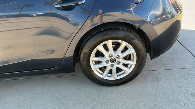 Used 2014 MAZDA MAZDA3 i Touring FWD image 20