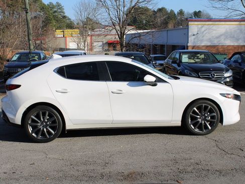 Used 2019 MAZDA MAZDA3 Hatchback image 9