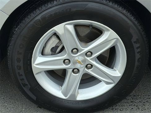 Used 2024 Chevrolet Malibu LS image 16