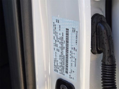 Used 2025 Ford F150 Lariat w/ FX4 Off-Road Package image 25