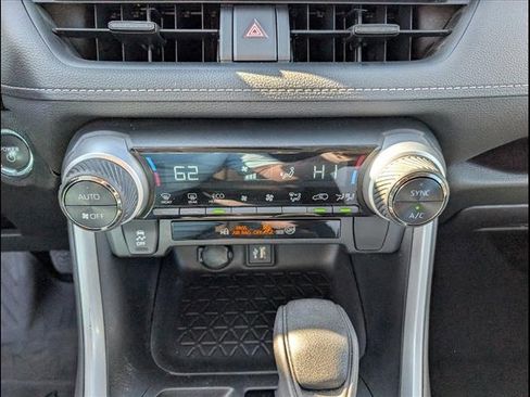 Used 2023 Toyota RAV4 AWD Hybrid image 11