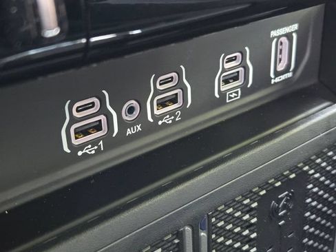 Used 2026 RAM 1500 Laramie AWD/4WD image 22