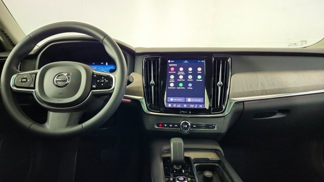 Certified 2023 Volvo S90 B6 Plus w/ Protection Package Premier AWD/4WD image 25