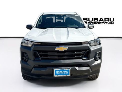 Used 2025 Chevrolet Colorado W/T w/ Advanced Trailering Package RWD image 2