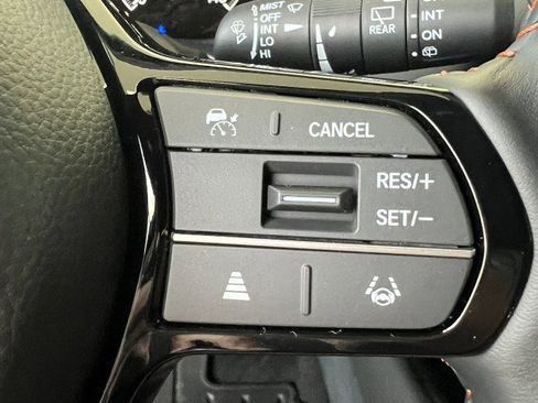 Used 2025 Honda HR-V Sport image 26
