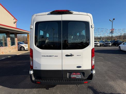 Used 2022 Ford Transit 350 XLT image 5