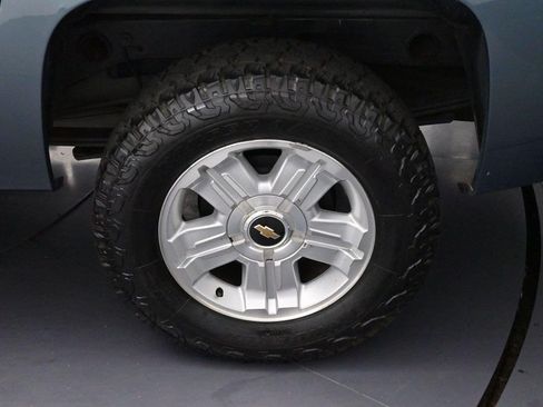Used 2011 Chevrolet Silverado 1500 LT w/ All-Star Edition AWD/4WD image 26