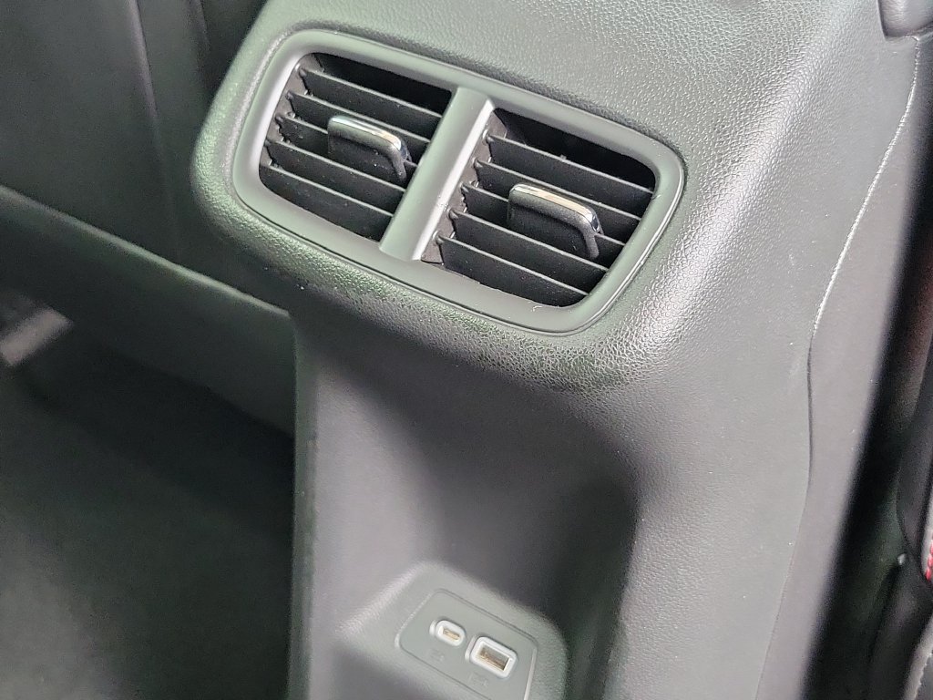 Used 2023 Buick Envision Essence w/ Sport Touring Package FWD image 23