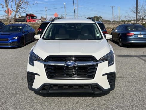 Certified 2024 Subaru Ascent Premium w/ Convenience Package image 2