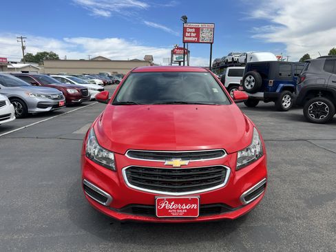 Used 2016 Chevrolet Cruze LT FWD image 3