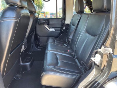 Used 2014 Jeep Wrangler Unlimited Sahara w/ Max Tow Package image 13