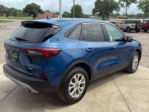 Used 2023 Ford Escape Active AWD/4WD image 5
