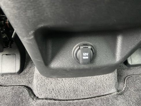 Used 2025 Kia Telluride S FWD image 36